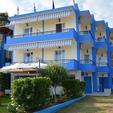 Kangaroo Hotel Mola Kalyva Dış mekan fotoğraf