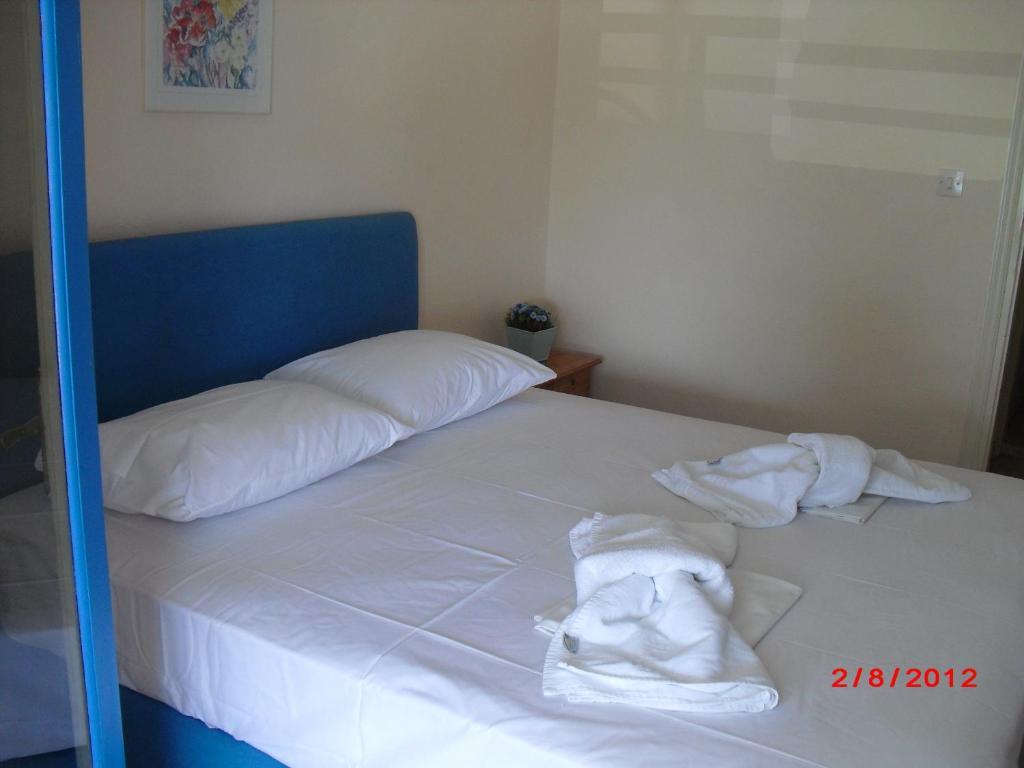 Kangaroo Hotel Mola Kalyva Oda fotoğraf