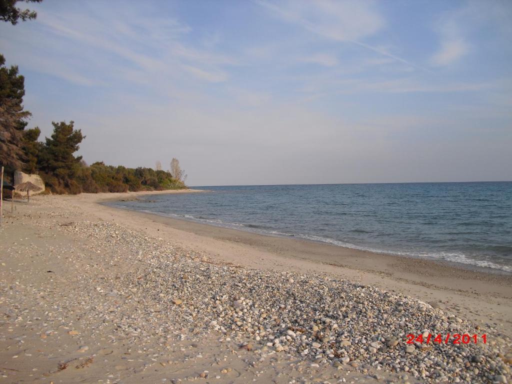 Kangaroo Hotel Mola Kalyva Dış mekan fotoğraf
