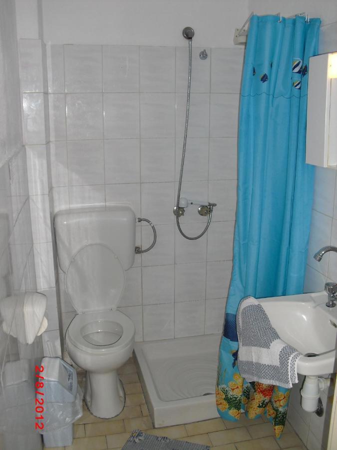 Kangaroo Hotel Mola Kalyva Oda fotoğraf