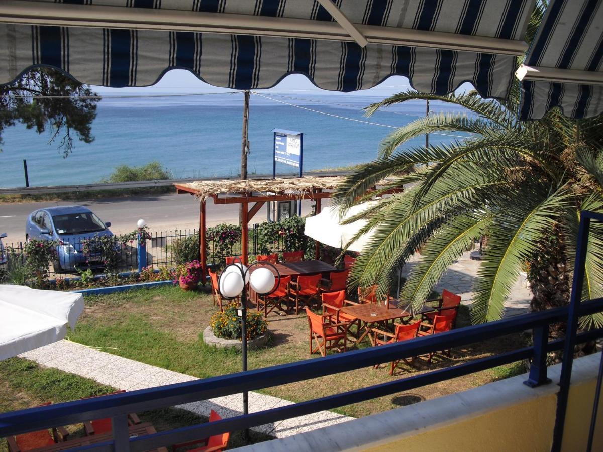 Kangaroo Hotel Mola Kalyva Oda fotoğraf